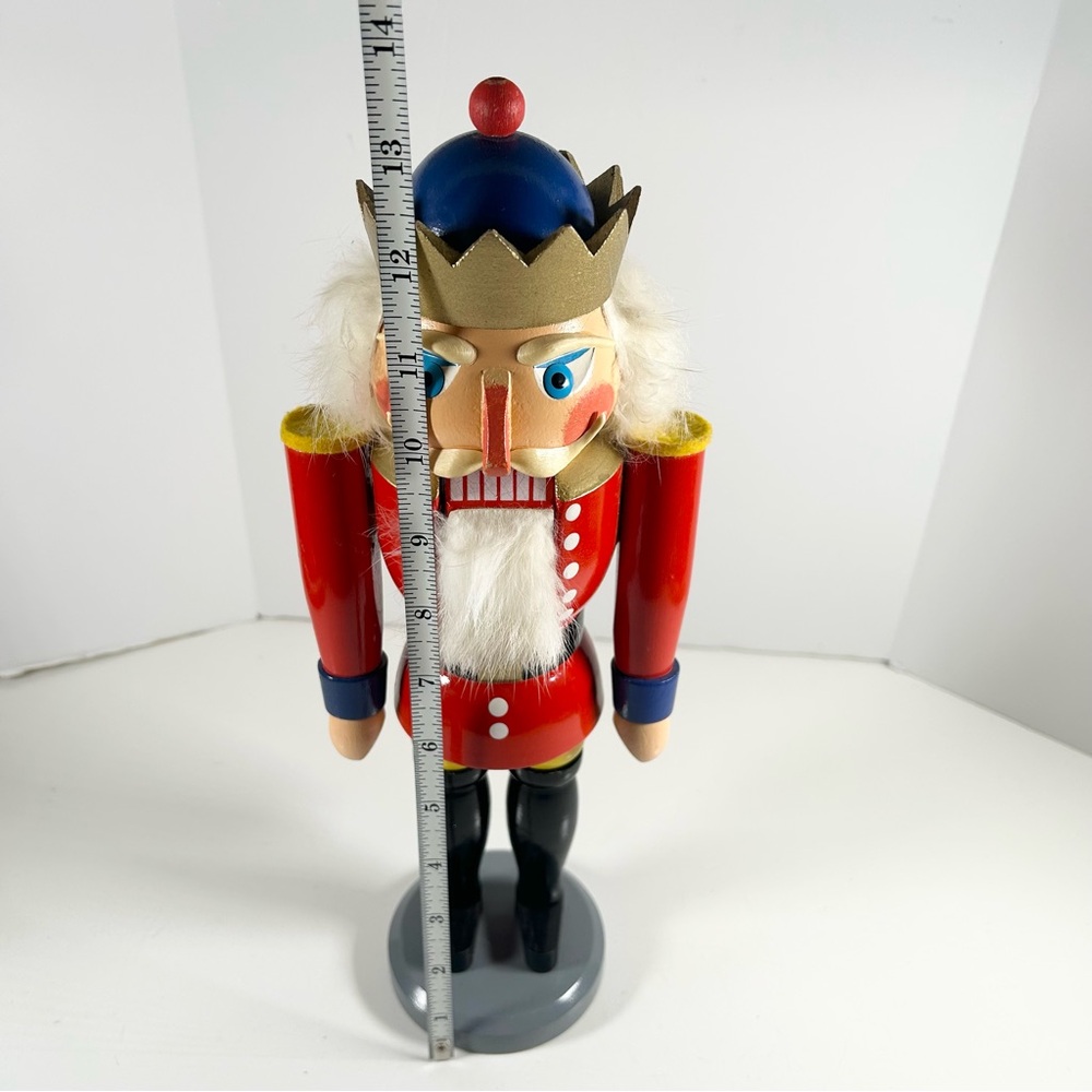 Christian Ulbricht German King Nutcracker Erzgebirge Volkskunst READ - Picture 10 of 15